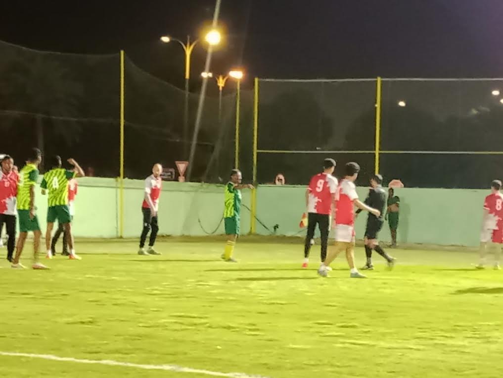 العين: مباراة نسيم كردفان للعطور في مواجهة الجالية المصرية – قمة الإثارة في دورة رمضان السباعية