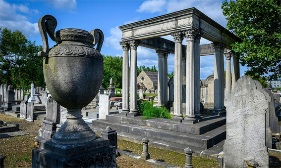 grave